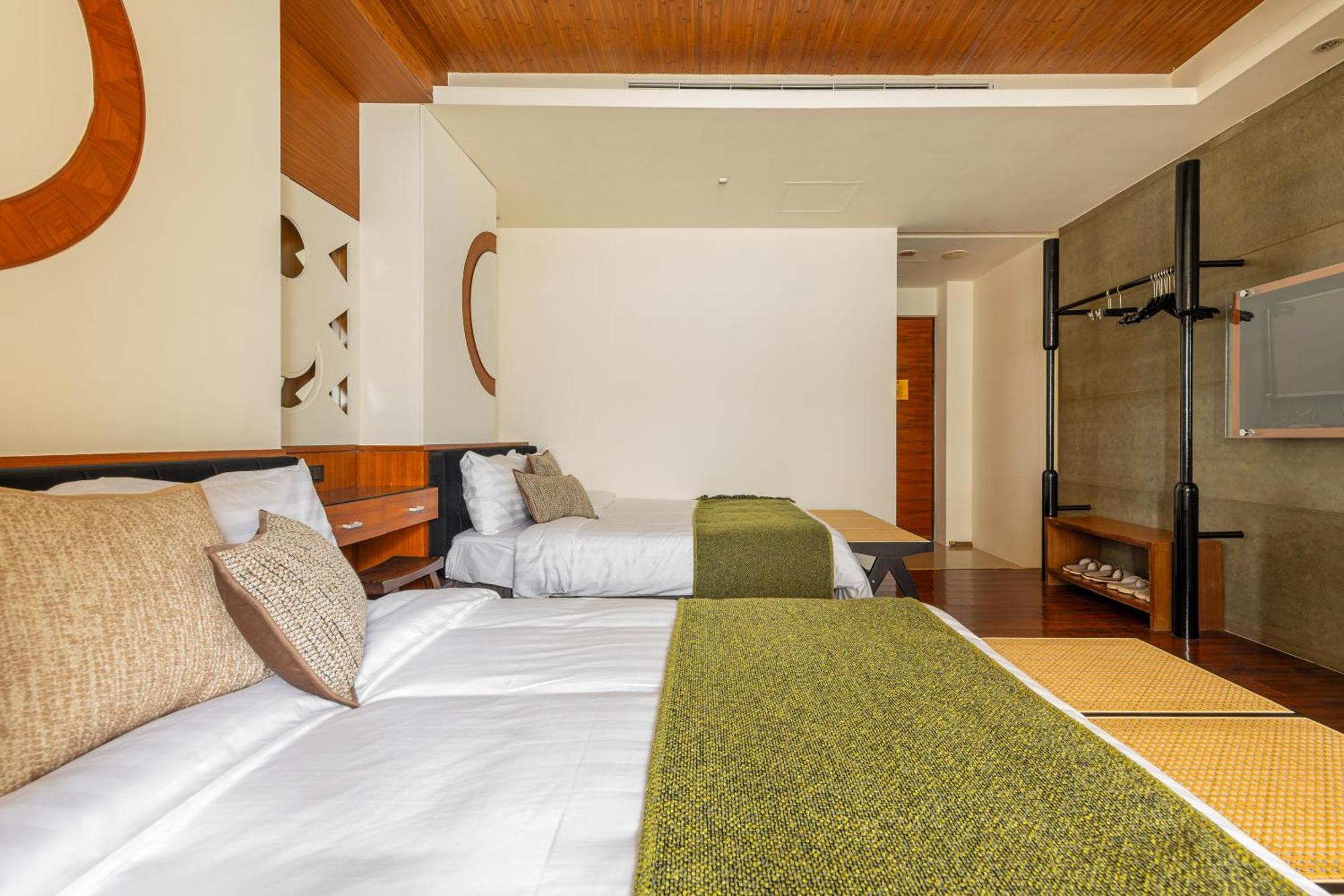 Sun Moon Lake Itathao Vacation Inn With Elevator Yuchi Exterior foto
